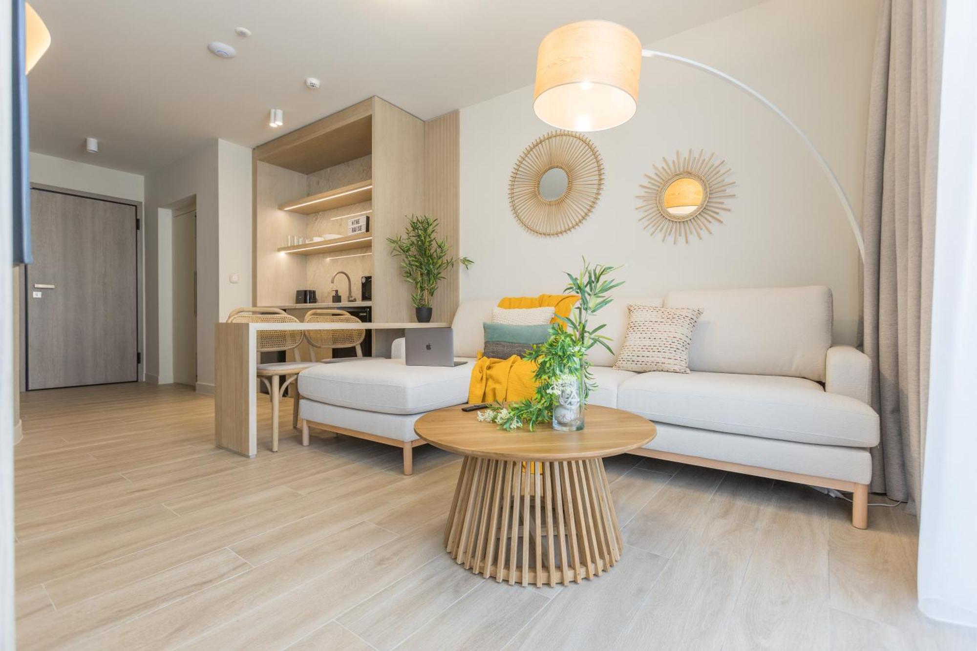 The Mediterranean Suites Pireus Zewnętrze zdjęcie