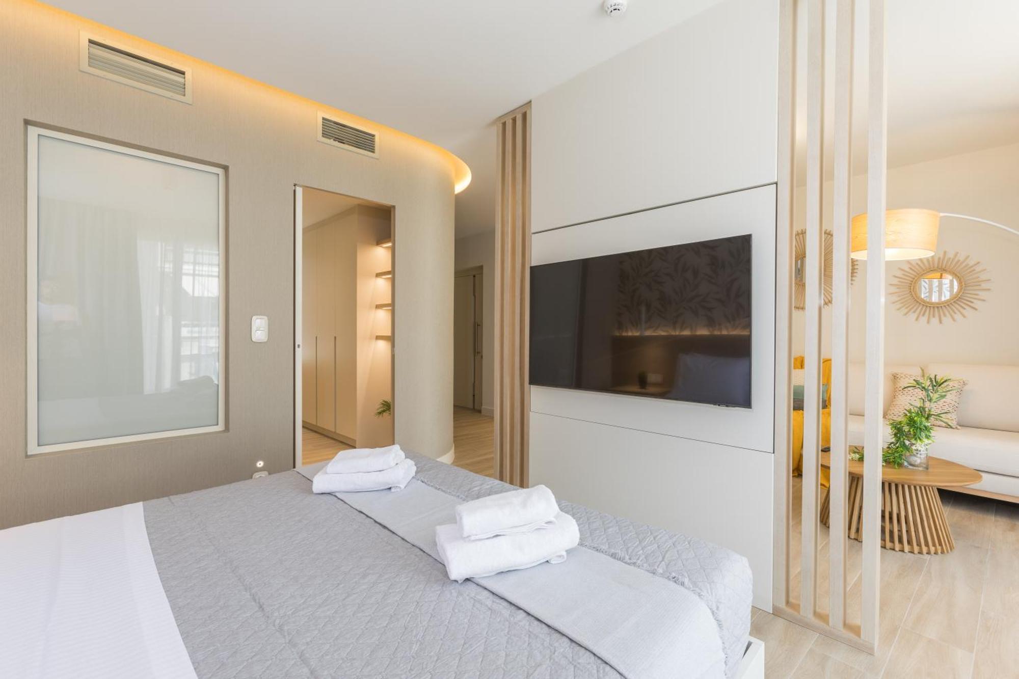 The Mediterranean Suites Pireus Zewnętrze zdjęcie