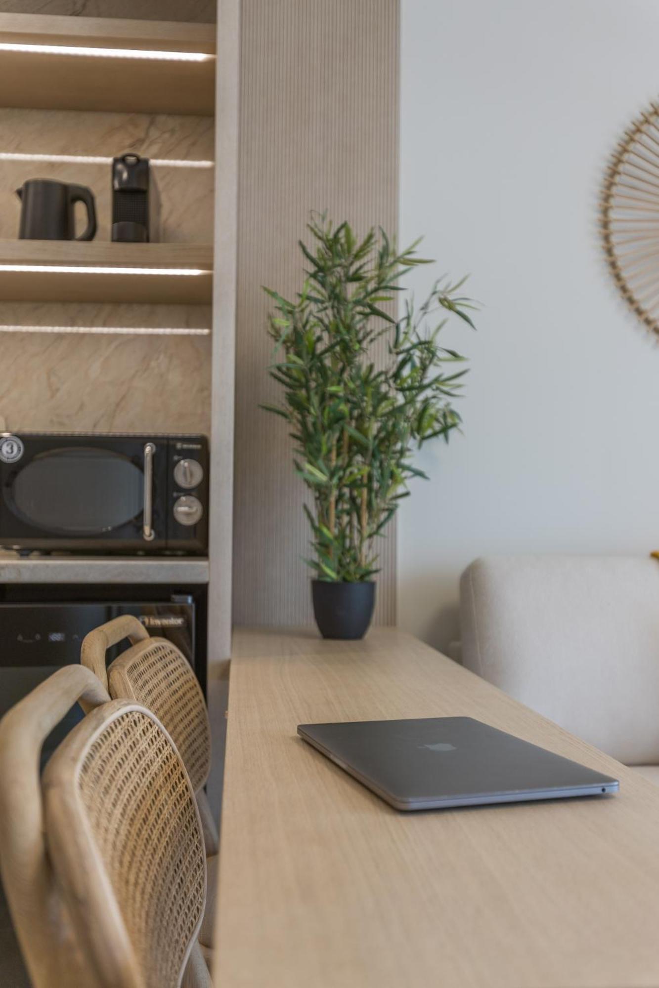 The Mediterranean Suites Pireus Zewnętrze zdjęcie