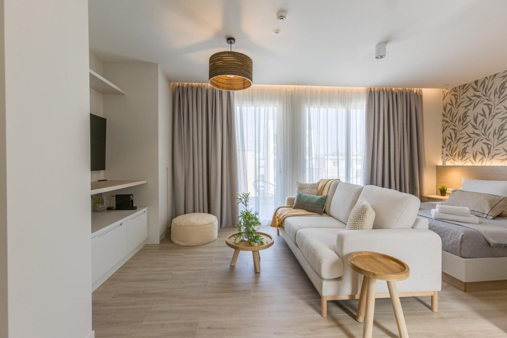 The Mediterranean Suites Pireus Zewnętrze zdjęcie