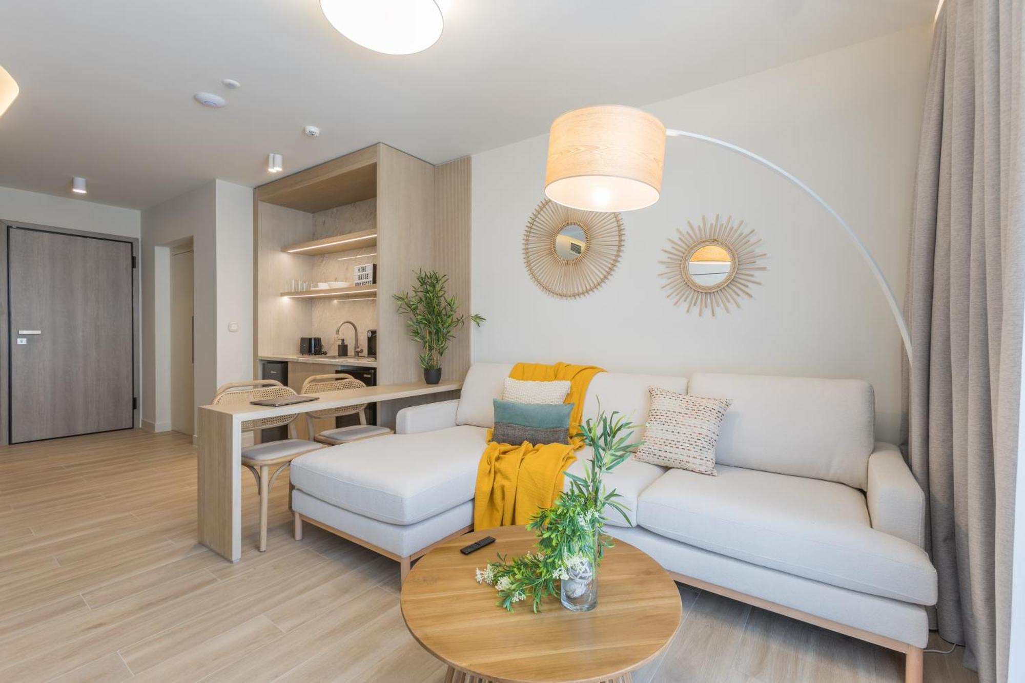 The Mediterranean Suites Pireus Zewnętrze zdjęcie